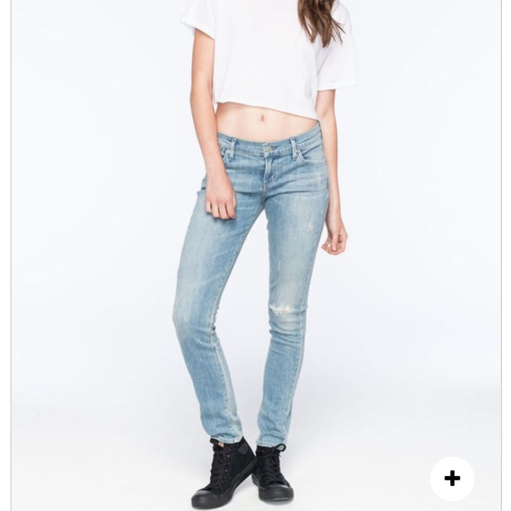 Light wash Agolde "colette" skinny jeans size 32.